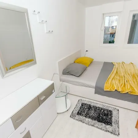 Sunshine Apartman *